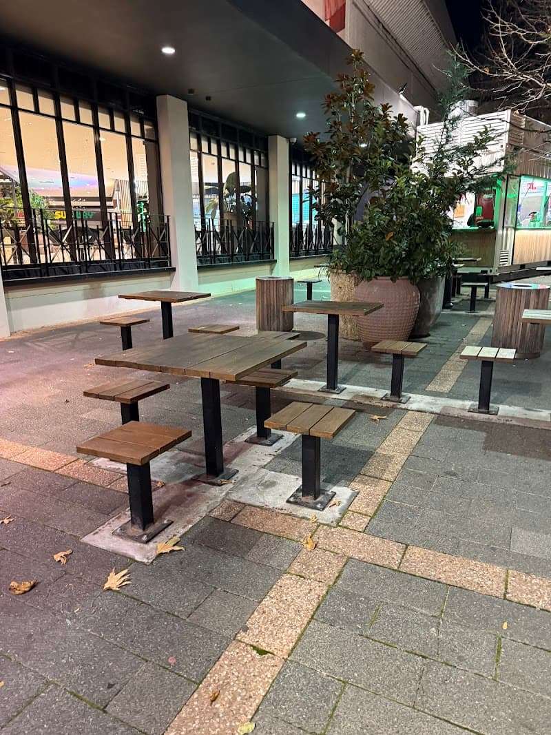 Two Sisters Lao Thai Street Food Woden