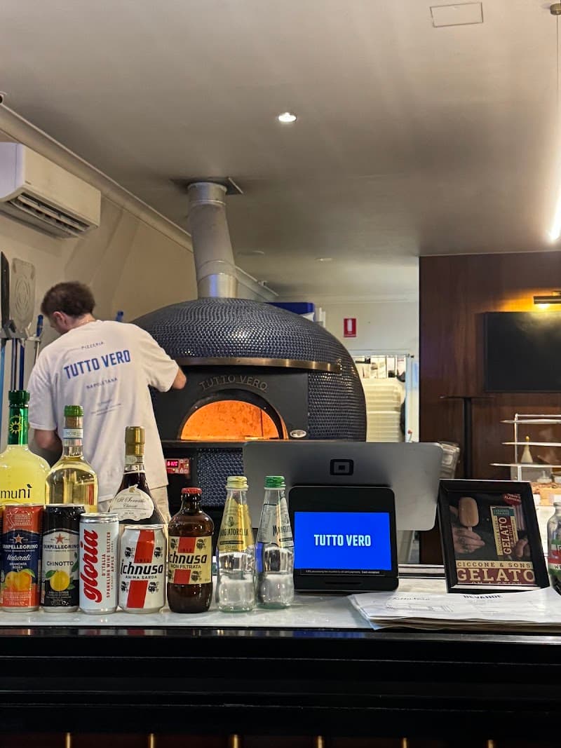 Tutto Vero Pizzeria - Oatley